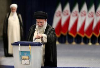 오늘 이란 대선···개혁파 돌풍? 결국 하메네이 뜻대로?